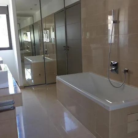 Domaine La Cigale Villa *